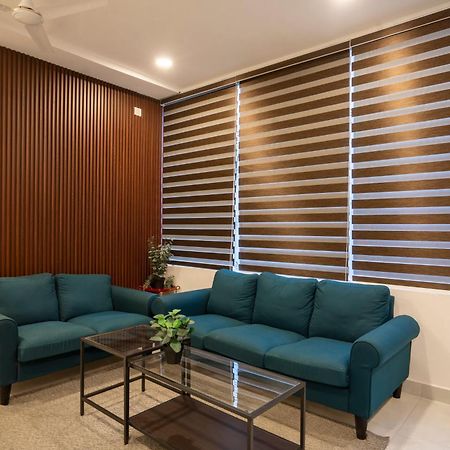 Treebo De Alphabet Gachibowli Otel Haydarabad Dış mekan fotoğraf