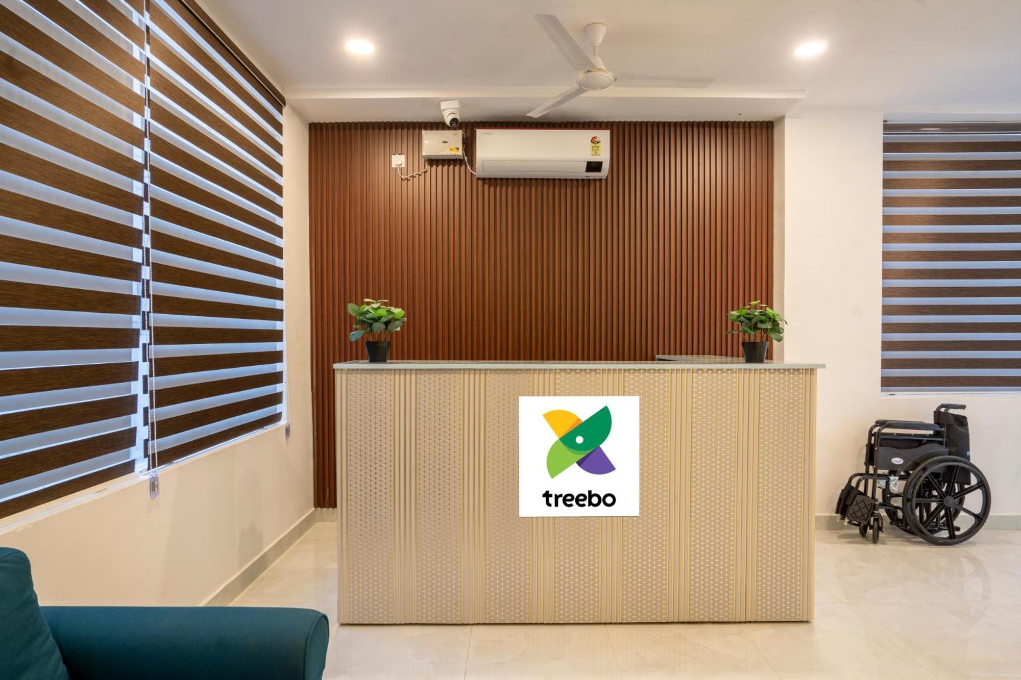 Treebo De Alphabet Gachibowli Otel Haydarabad Dış mekan fotoğraf