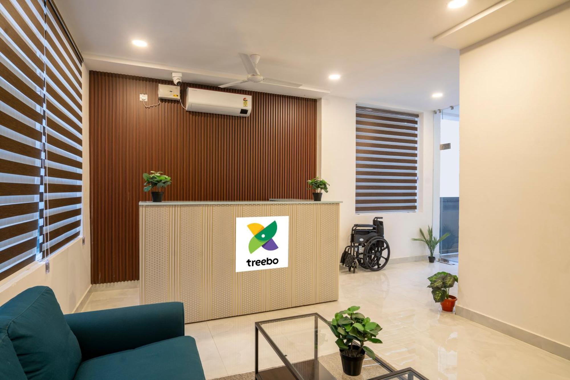 Treebo De Alphabet Gachibowli Otel Haydarabad Dış mekan fotoğraf